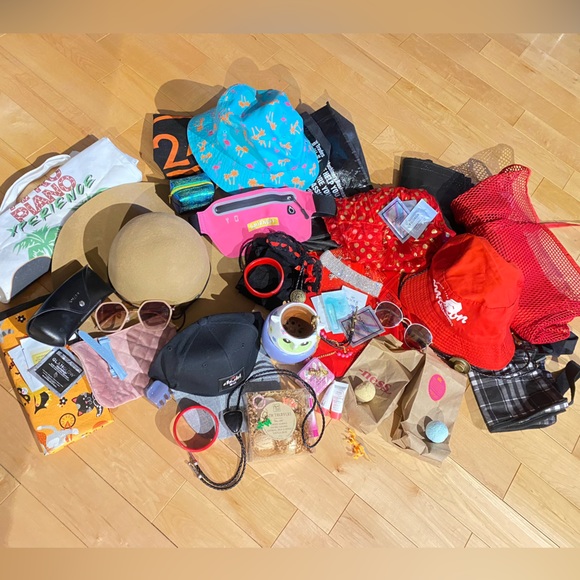 New freebies added!! - Picture 2 of 5